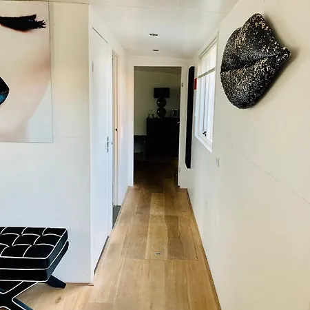 Casa de hóspedes Houseboat-amsterdam