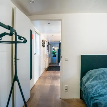 Gasthuis Houseboat-amsterdam Amsterdam