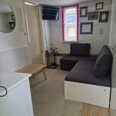Houseboat-amsterdam Gasthof 4*