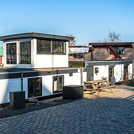 Houseboat-Amsterdam 4* Amsterdam